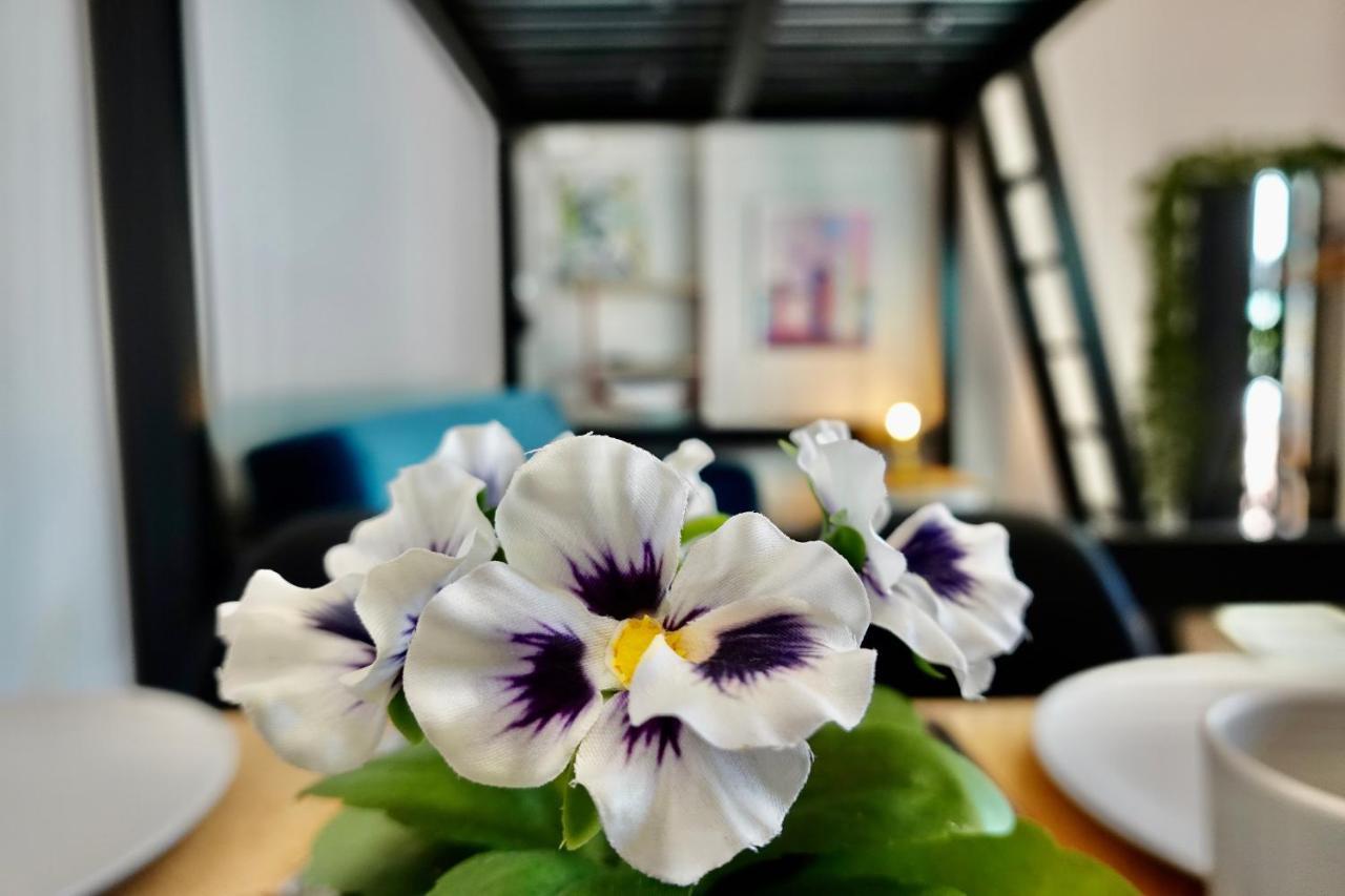 Linea1 Loft Apartment เนเปิลส์ ภายนอก รูปภาพ