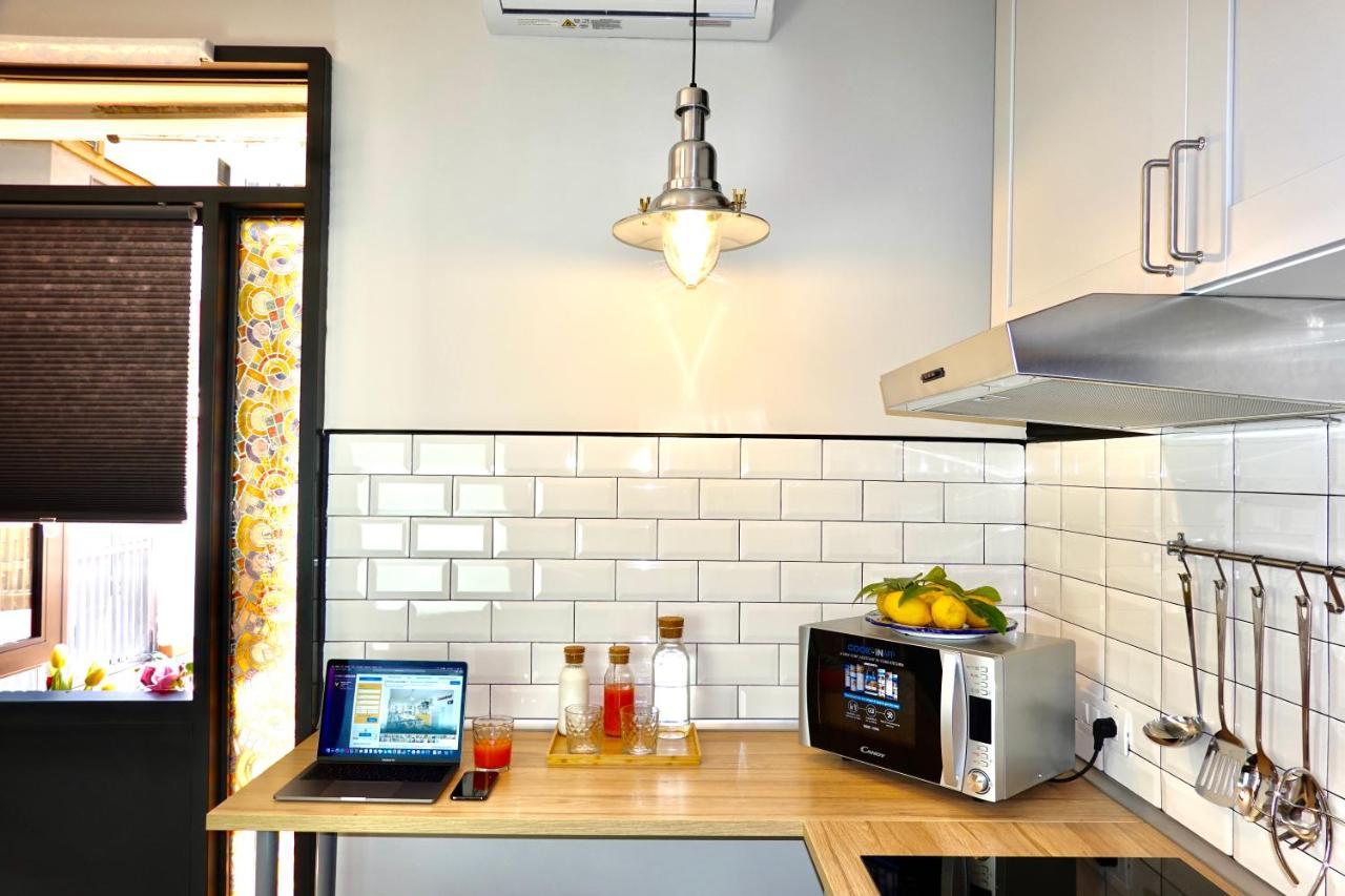 Linea1 Loft Apartment เนเปิลส์ ภายนอก รูปภาพ