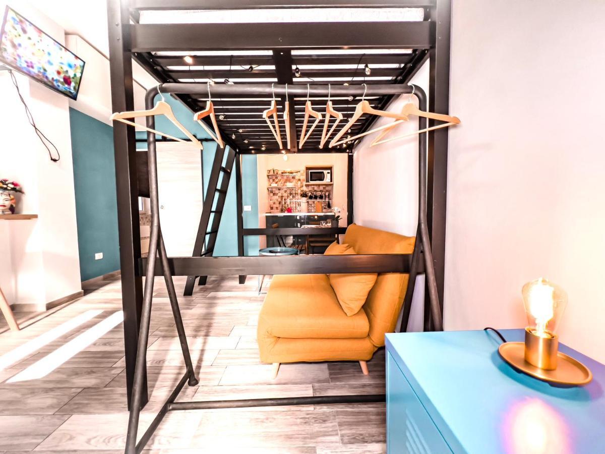 Linea1 Loft Apartment เนเปิลส์ ภายนอก รูปภาพ